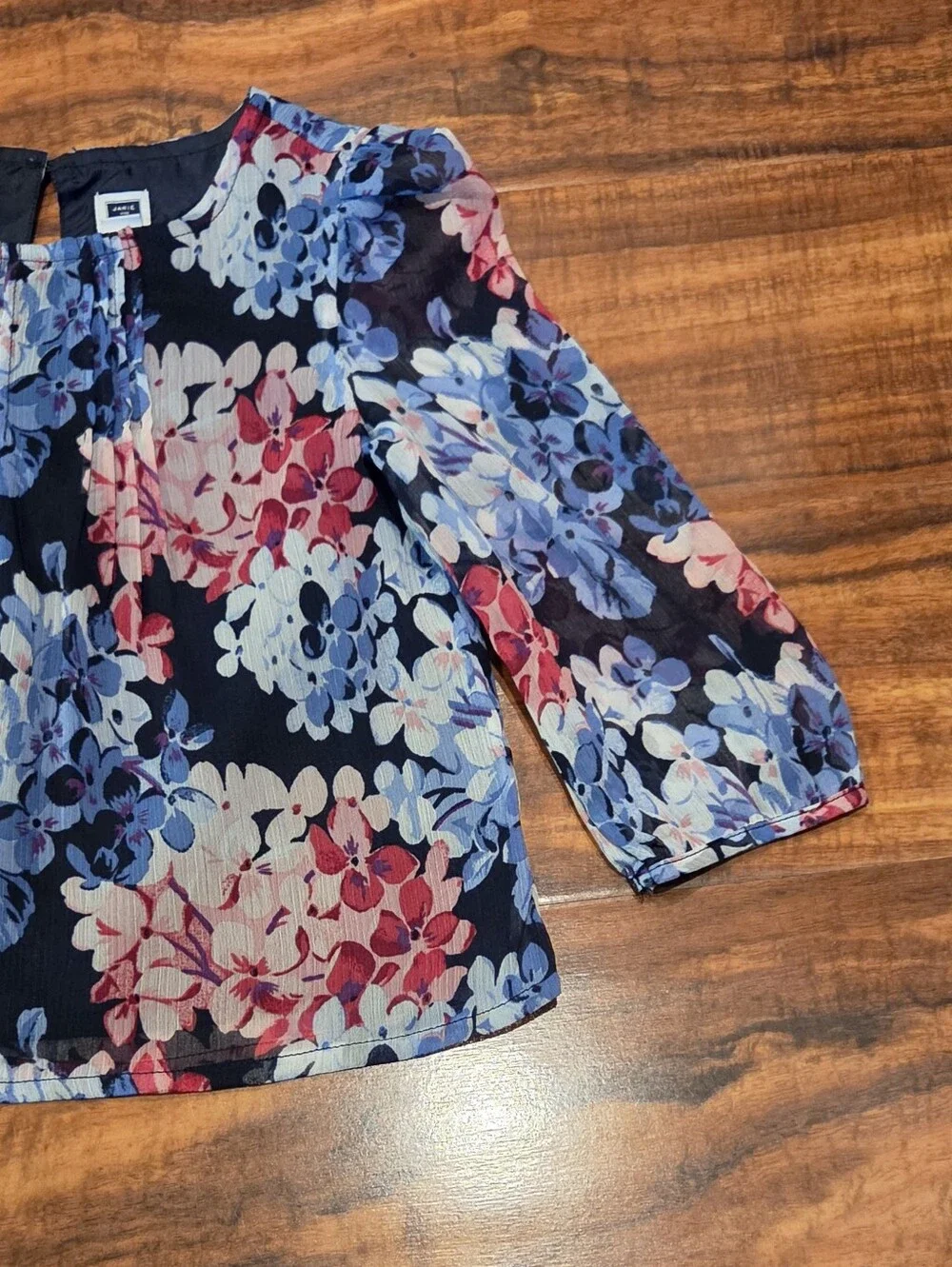 Janie and Jack EUC 18-24 Months Hydrangea Print Blouse and Navy Ponte Pants